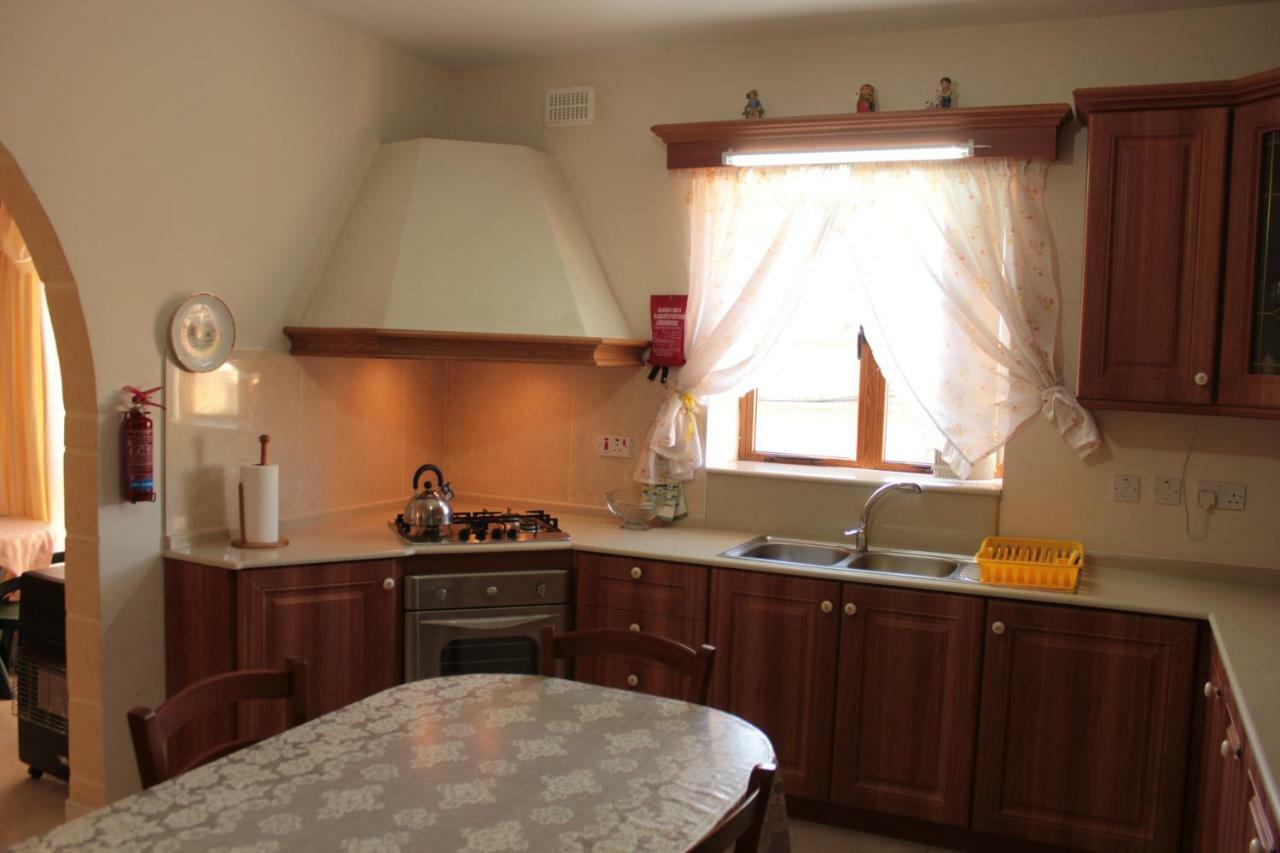 Grazzja Traditional Apartment Żabbar Екстериор снимка
