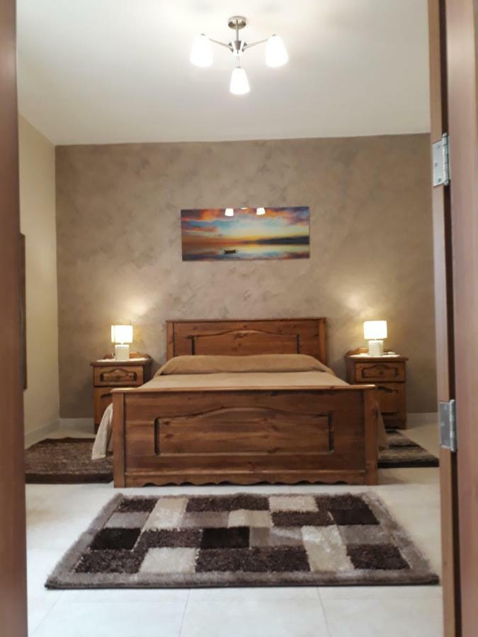 Grazzja Traditional Apartment Żabbar Екстериор снимка